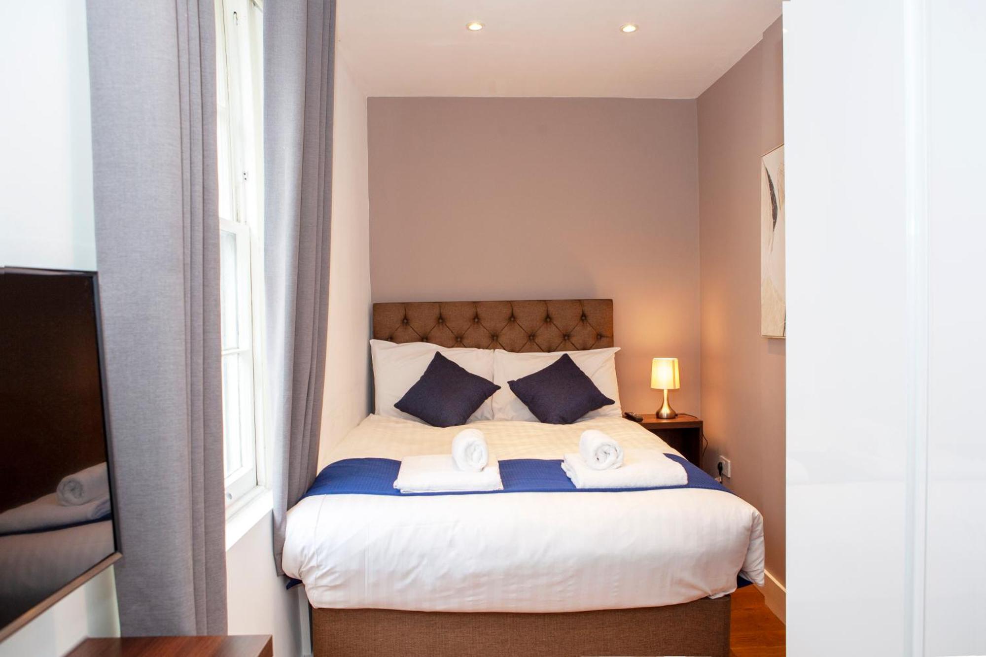 Double Room,1638431977:JPEG